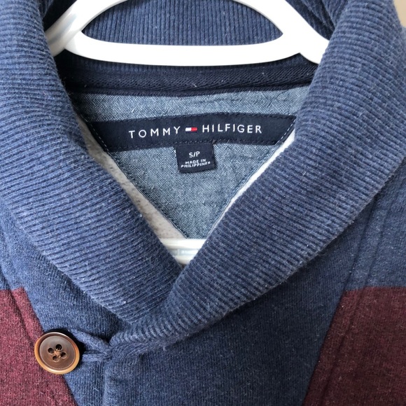 Vintage Tommy Hilfiger sweater - Picture 2 of 3